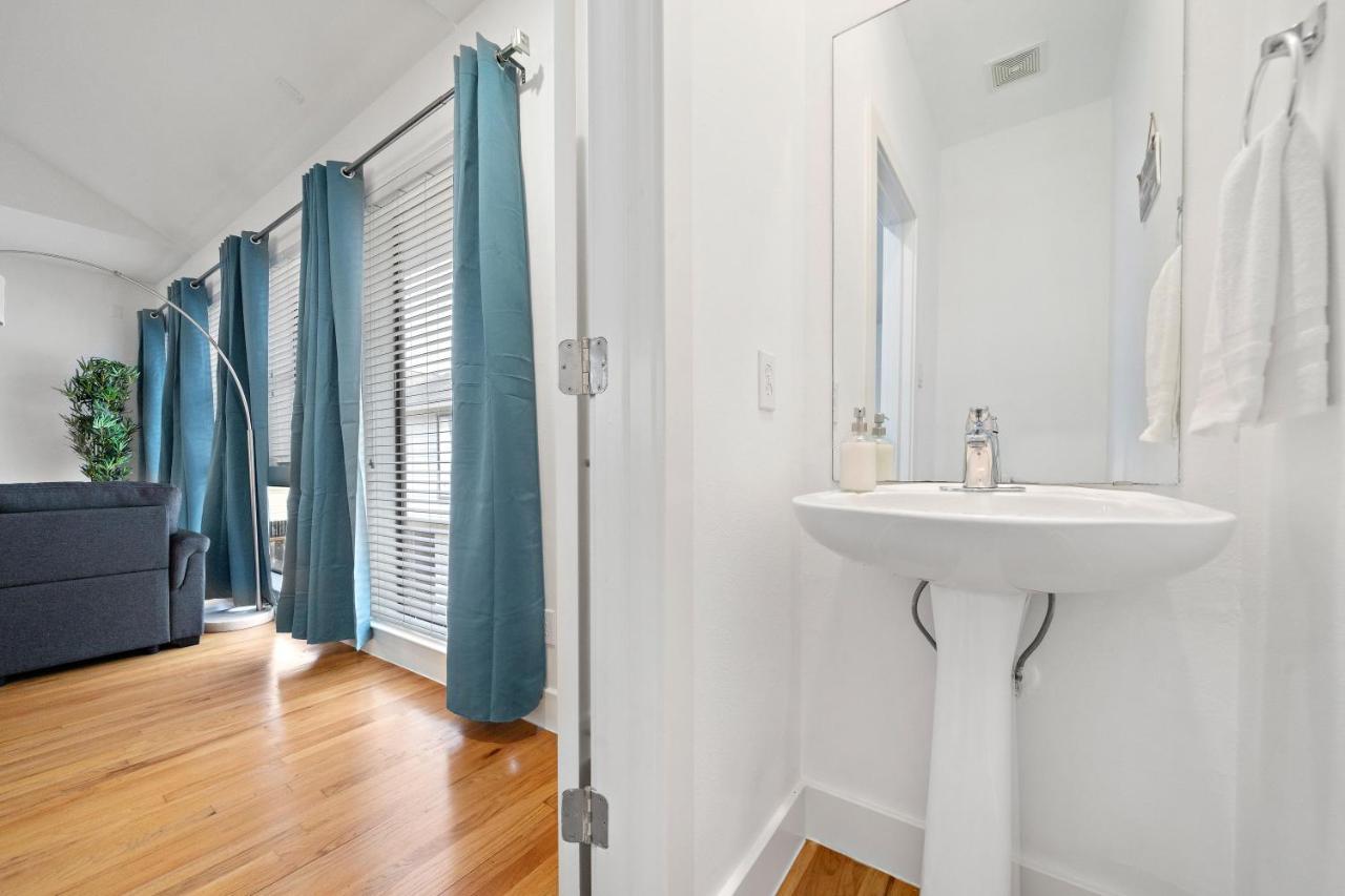 Vila Houston Getaway By Downtown Pool Table Pets Exteriér fotografie